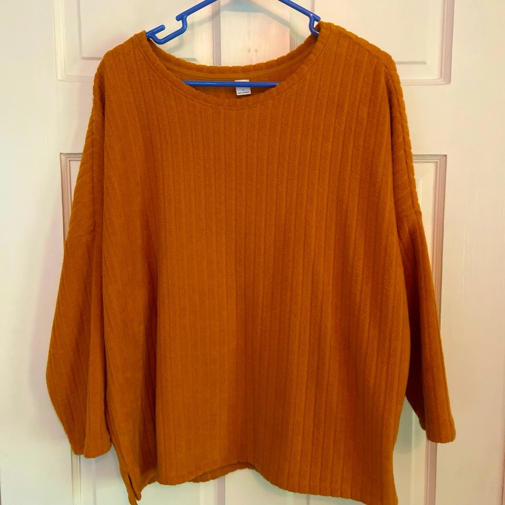Old Navy cropped chenille top. L.